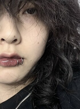 现货唇钉假无洞唇钉贴欧美潮酷男女个性钛钢酒吧唇夹蹦迪配饰品假