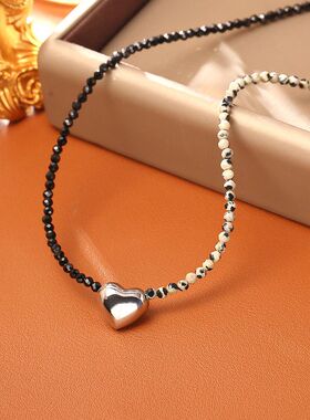 天然斑点石黑色尖晶石爱心吊坠