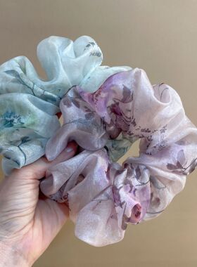 新中式缎纱碎花大肠圈