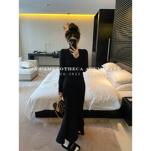 Черная зимняя юбка, французский стиль, рыбий хвост, высокая талия, для формы тела «груша», длина миди, по фигуре