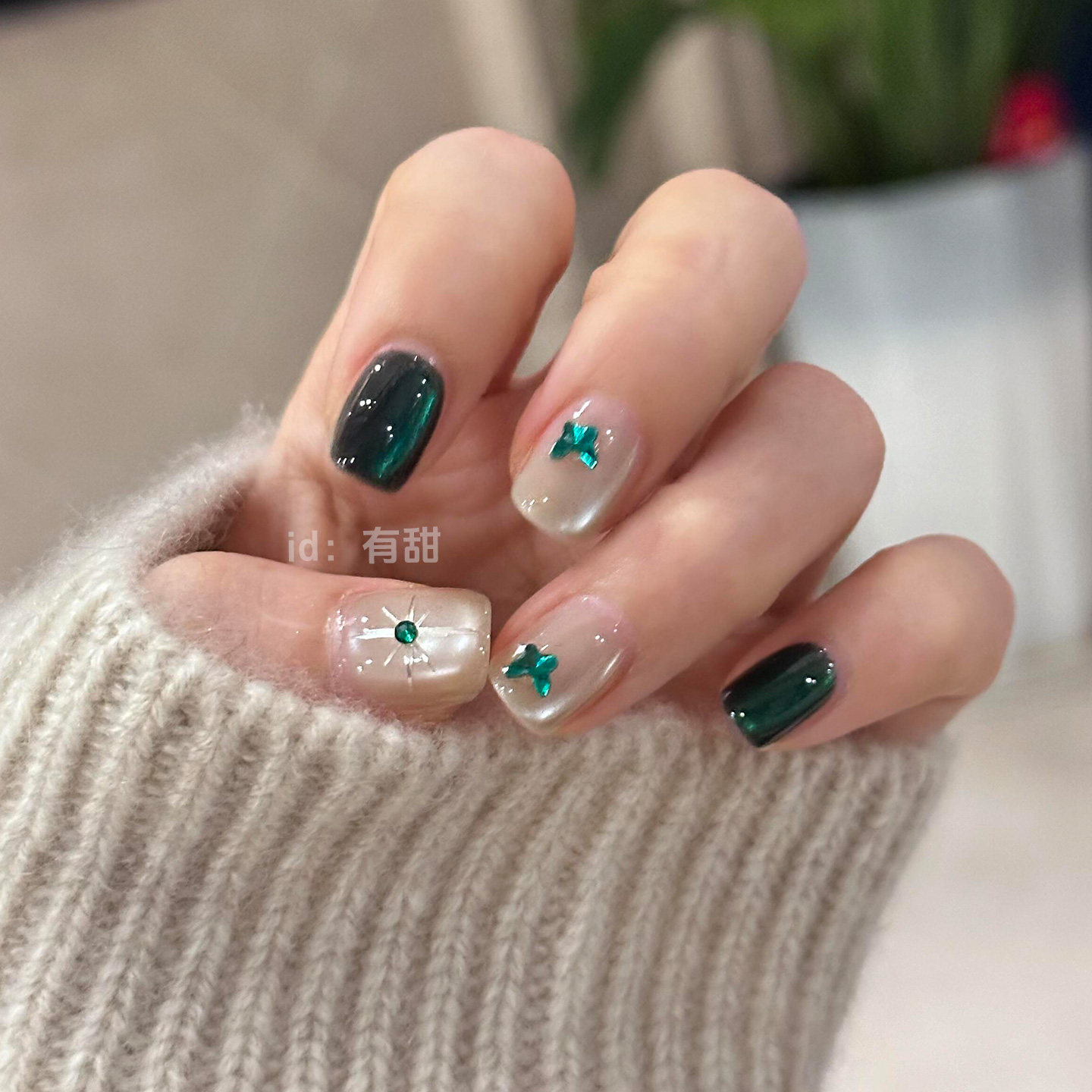 猫眼穿戴甲2025新款高级感绝美穿戴美甲短款秋冬手工蝴蝶指甲贴片,淘宝优惠券,粉丝福利购,淘宝优惠卷