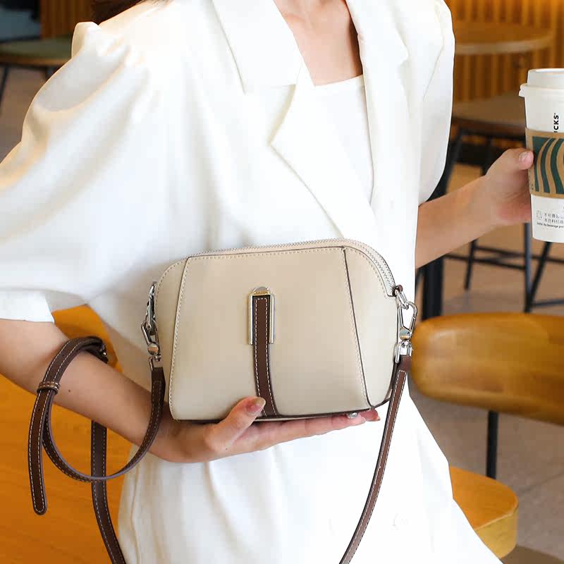 古缇妮女2022新款潮流高级感斜挎包 古缇妮女士包袋