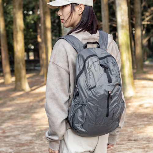 户外超轻登山包男女轻便可折叠双肩包爬山旅行背包大容量徒步出游 - 图0