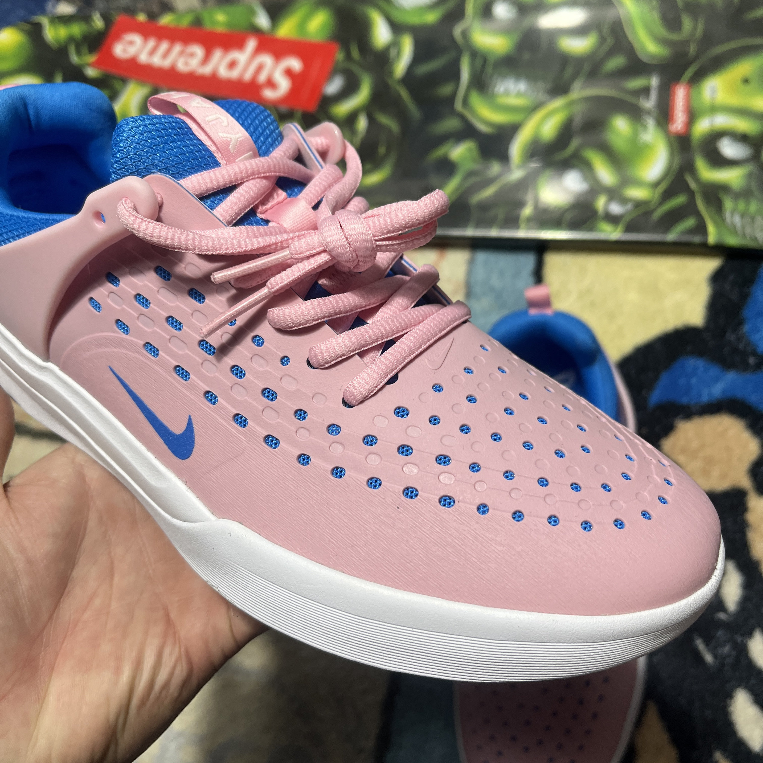 Nike NYJAH 3白粉配色轻便低帮耐磨缓振运动滑板鞋DV7896-601熊,淘宝优惠券,粉丝福利购,淘宝优惠卷