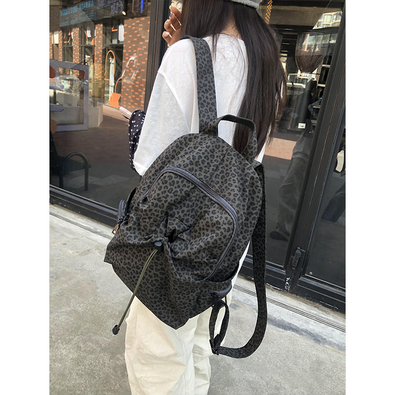 Unique blue 韩亚风豹纹学生旅游通勤电脑包背包百搭书包双肩包女,淘宝优惠券,粉丝福利购,淘宝优惠卷