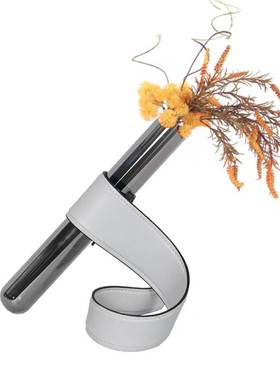 皮革+玻璃装饰简约现代客厅