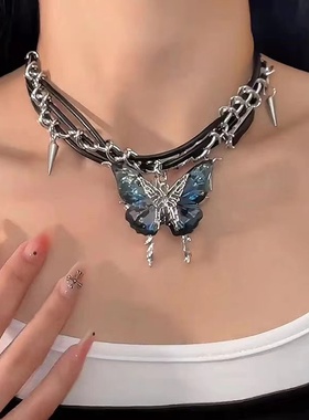 甜酷渐变蝴蝶项链女款2024新款