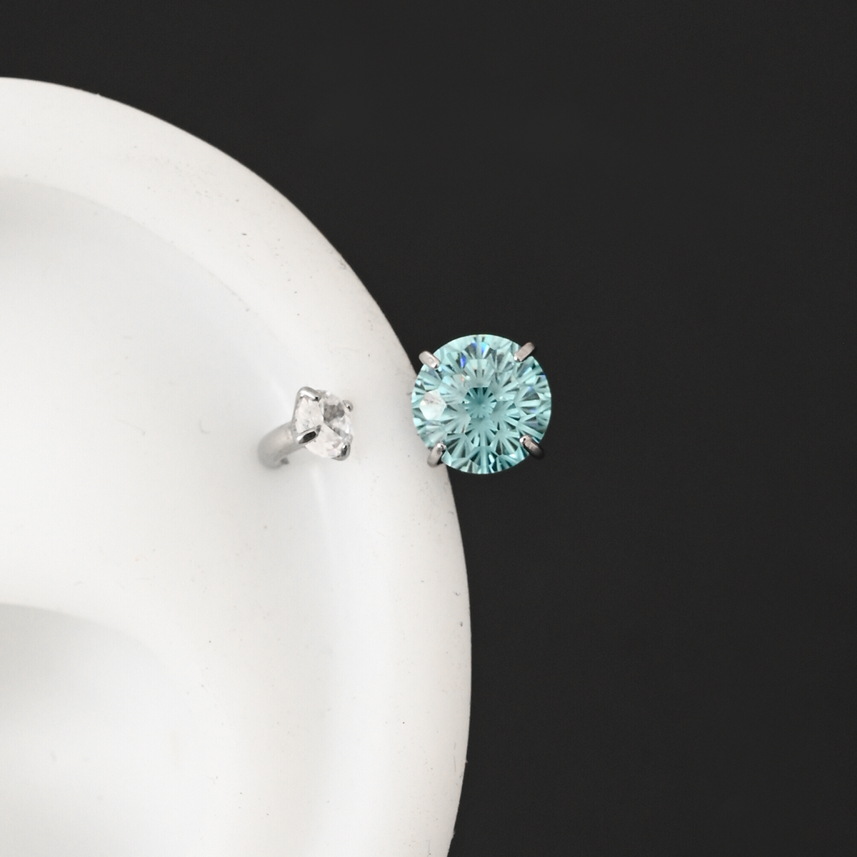 「星云之泪」蓝色超闪马蹄环耳钉女粉色精致耳骨钉甜酷高级感耳饰 - 图1