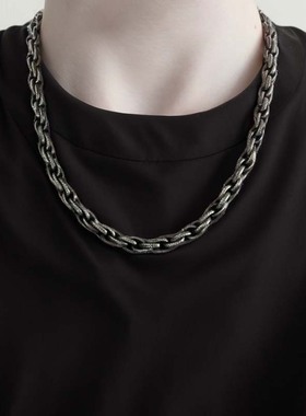 复古蛇纹黑色麻花钛钢项链