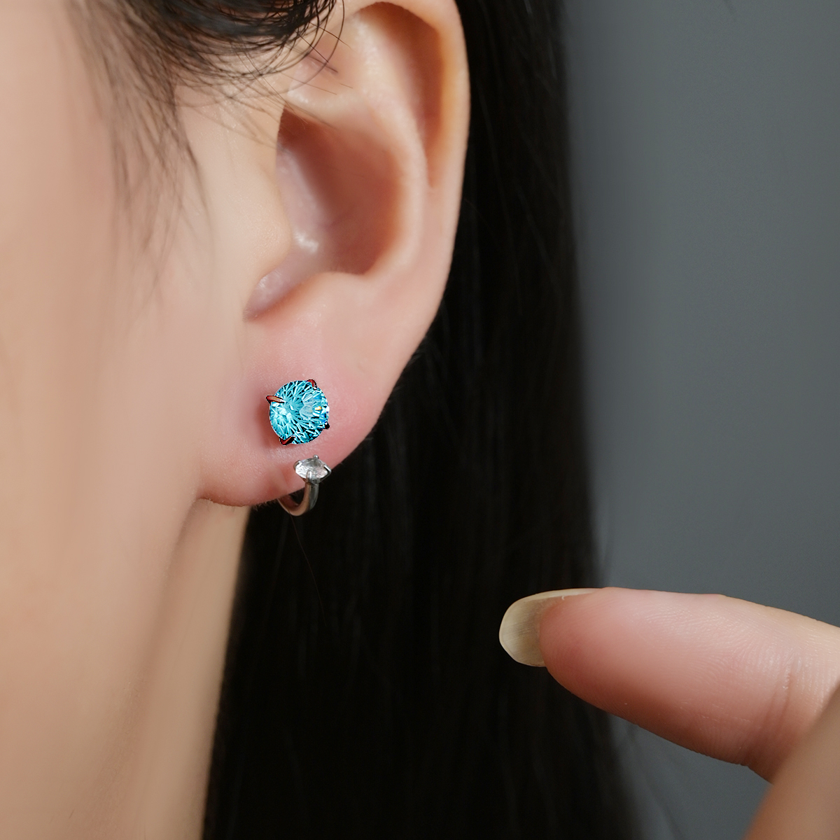 「星云之泪」蓝色超闪马蹄环耳钉女粉色精致耳骨钉甜酷高级感耳饰 - 图0