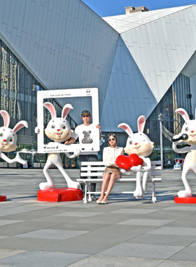 卡通兔子雕塑网红打卡美陈装饰