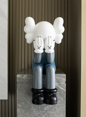 新款电视柜装饰暴力熊大摆件落地客厅家居饰品坐姿网红芝麻街公仔