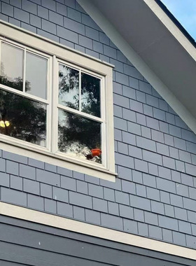 新创意Bird Feeder Window Suction Cup Holder吸盘式喂食器