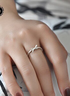 S999足银蝴蝶结戒指女简约设计感