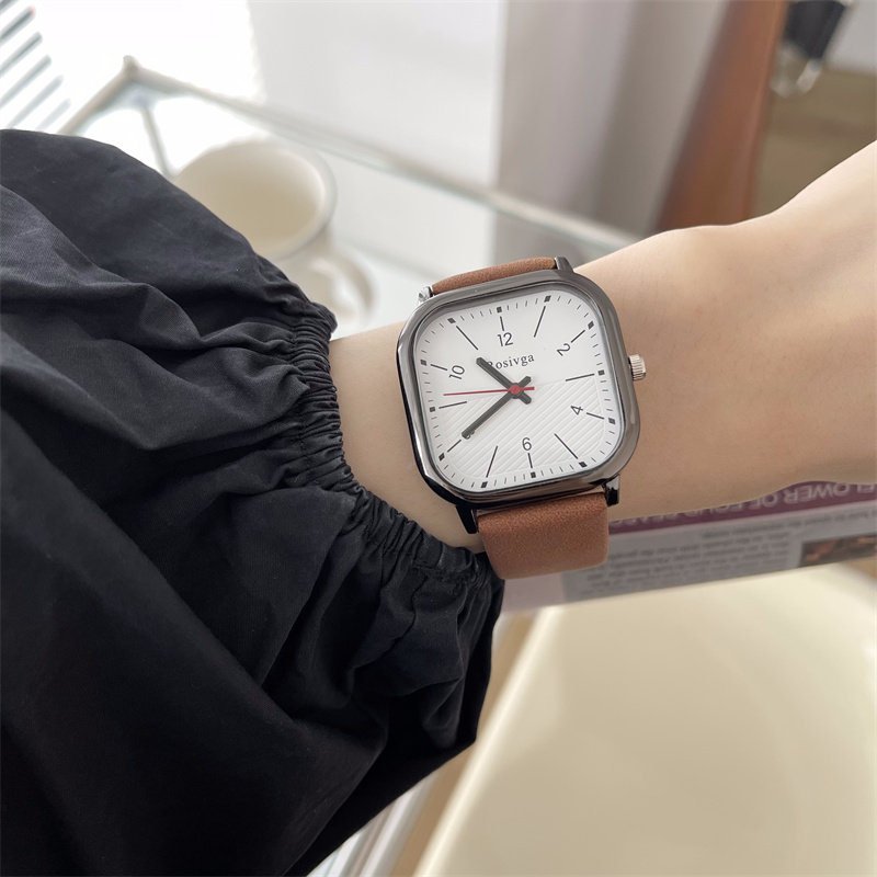 青少年简约小众百搭初高中学生方形 蒂尔瓦国产腕表