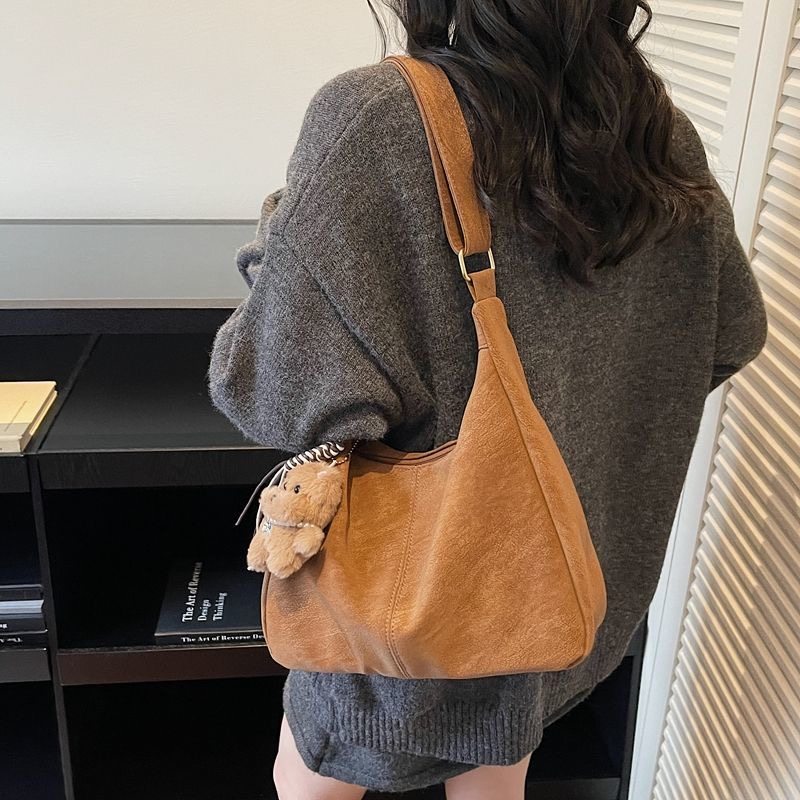 高级感复古包包女2026新款托特包秋冬休闲单肩包大容量通勤斜挎包,淘宝优惠券,粉丝福利购,淘宝优惠卷