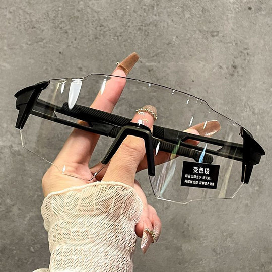Cycling anti-fog color-changing glasses cool windproof sand mountain sports goggles hot sun color-changing sunglasses in stock