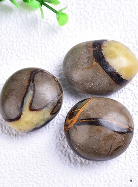 批发天然水晶龟背石把玩摆件手把件矿物晶体饰品 家居装饰工艺品