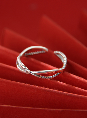 925银镂空线条戒指简约时尚个性