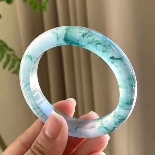 走近曼德勒天然缅甸翡翠手镯圆条正圈手镯直播直播间专拍链接 - 图2