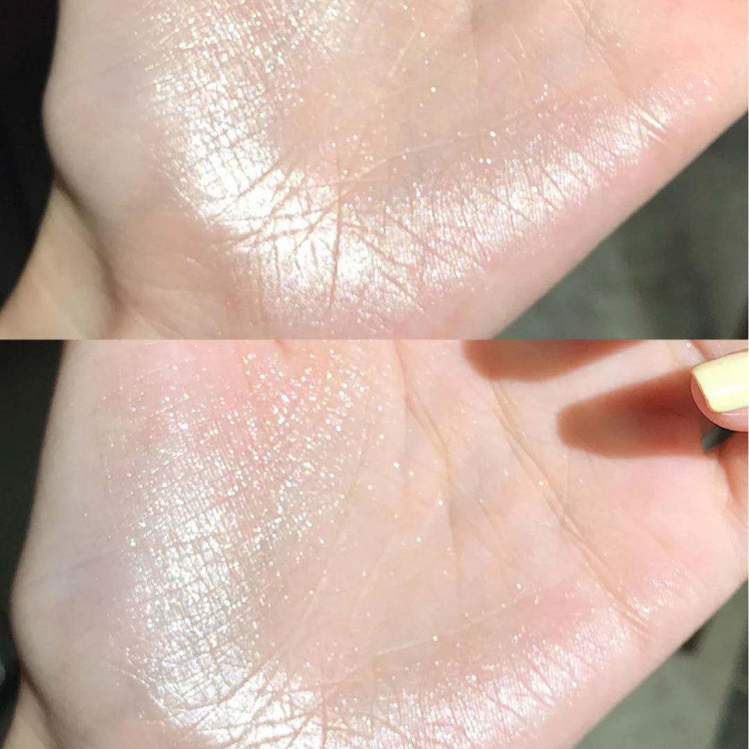 网红神仙钻石高光脸部提亮唱片粉饼 姿故寿司帘