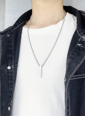 男女高抛光钛钢简约几何方柱项链