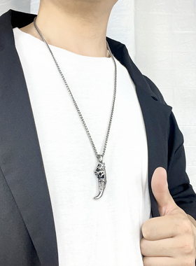男嘻哈个性钛钢复古龙头狼牙项链