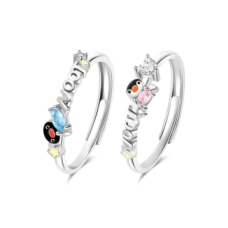 Cartoon childlike little penguin ring cute couple
