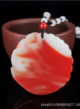 新疆戈壁玉外蒙鸡血玉貔貅玉牌金丝玉鸡血石吊坠男女项链元宝貔貅