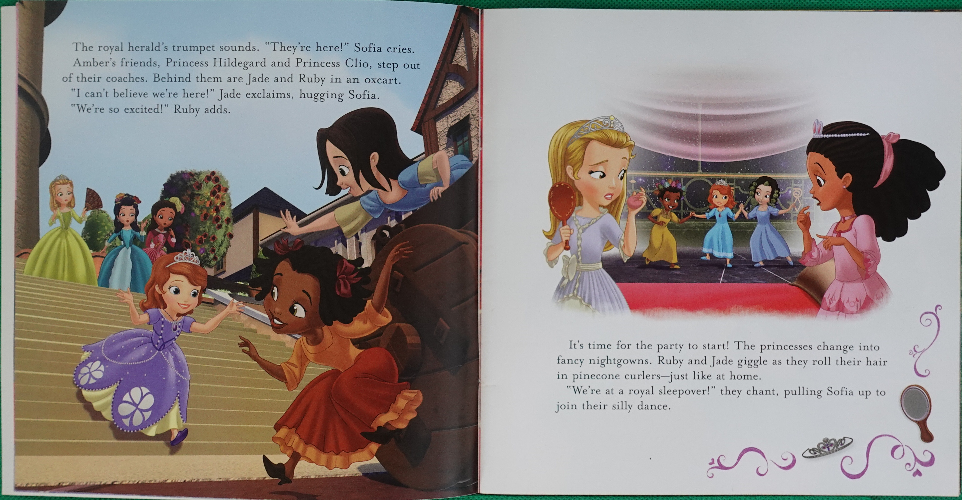 Sofia the First The Royal Slumber Party by Disney Book Group Catherine Hapka平装Disney索非亚一皇家卧谈-图3