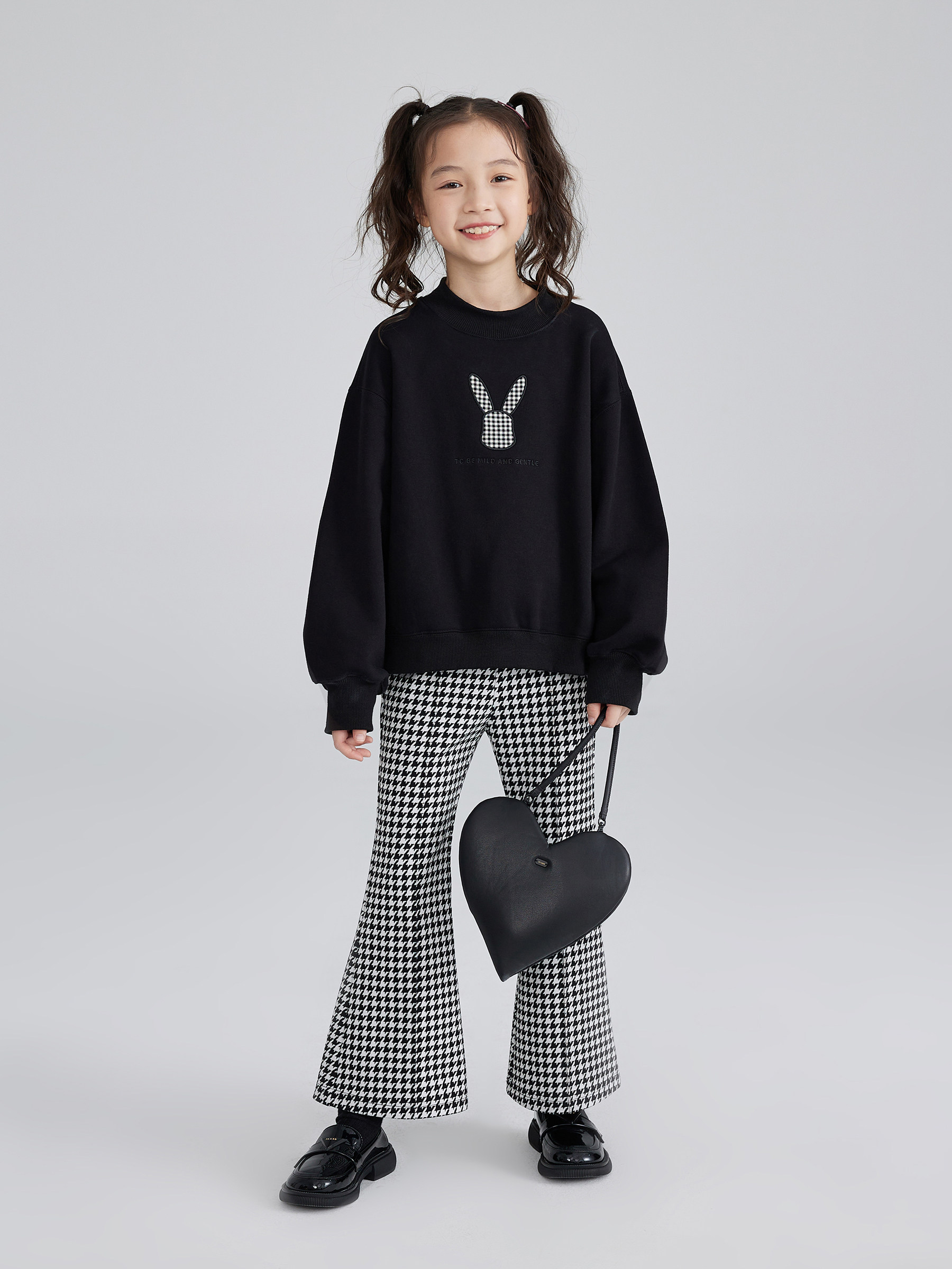 【6折】MIMIGOGO新年潮酷贴布绣格纹小兔子堆领儿童长袖卫衣2L04 - 图2