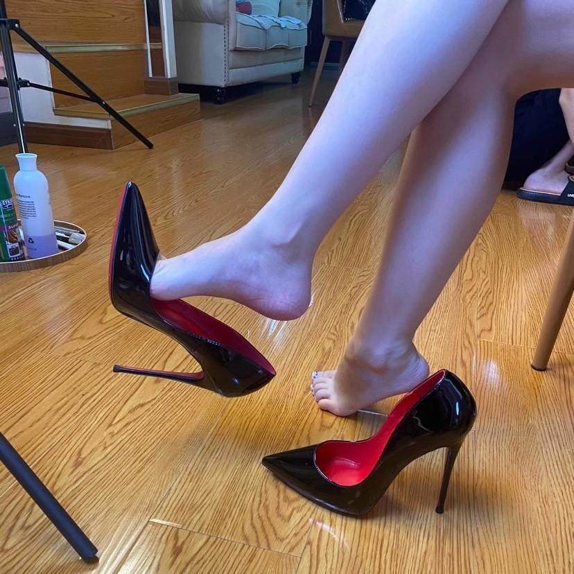 34-42码 大码细跟10cm红底洋气紫色高跟鞋女41名媛女尖头性感单鞋,淘宝优惠券,粉丝福利购,淘宝优惠卷