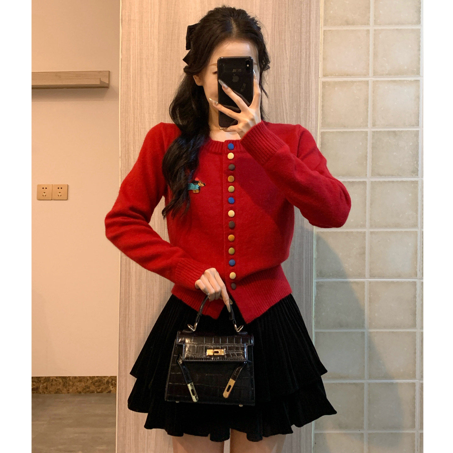 氛围感！红色刺绣毛衣开衫女彩色扣子圣诞本命年气质针织外套上衣,淘宝优惠券,粉丝福利购,淘宝优惠卷