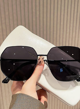 海洋蓝色百搭太阳镜男女多边形金属开车墨镜韩版潮海边旅行眼镜女