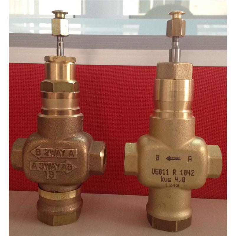 V5013P1002 V5013P1010 V5013P1028 电动三通调节阀 - 图0