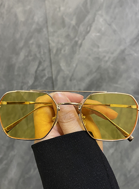 2022新款复古黄色墨镜小红书同款金属框双梁方形太阳眼镜男女显瘦