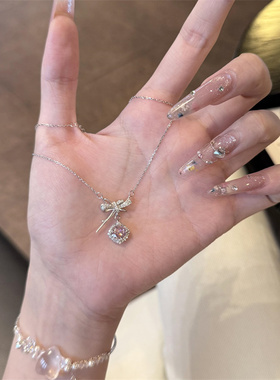 甜心小方糖锆石蝴蝶结项链