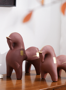 现代极简红色马树脂摆件抽象