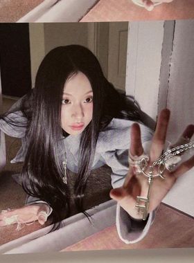 孙彩瑛同款项链粉丝应援