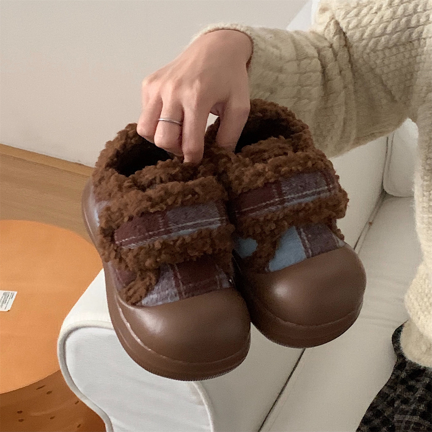 细细条休闲女毛毛鞋新款厚底防滑复古撞色格子魔术贴学生棉鞋冬季,淘宝优惠券,粉丝福利购,淘宝优惠卷