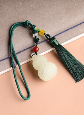 绿檀葫芦镂空汽车车挂包包挂件汉服国风配饰夜光石葫芦景区纪念品