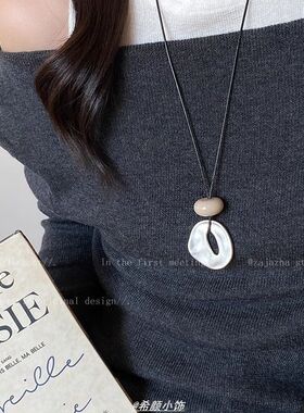 韩国ins风博主同款简约金属松果吊坠项链皮绳长款毛衣链配饰链