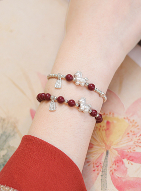 巨好看的手链轻奢小众精致高颜值