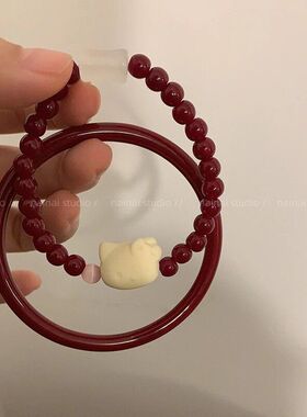 可爱猫咪朱砂红手链女小众设计复古百搭可爱中式串珠猫咪手串