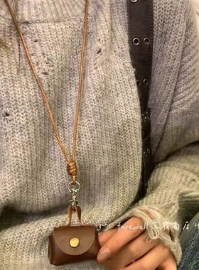 新款耳机包高级感卫衣链迷你豹纹零钱包项链复古棕色小包毛衣链