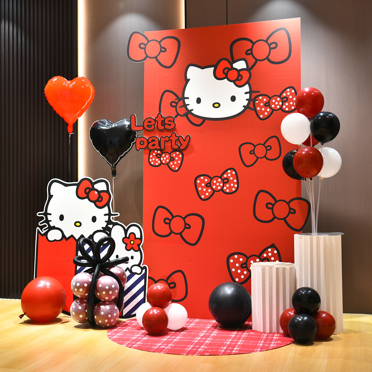hellokitty凯蒂猫主题生日气球女孩生日周岁kt板拍照场景装饰布置,淘宝优惠券,粉丝福利购,淘宝优惠卷