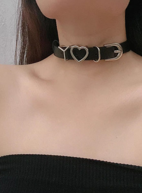 法国CapinKofin朋克暗黑风爱心字母皮带项链女复古choker桃心
