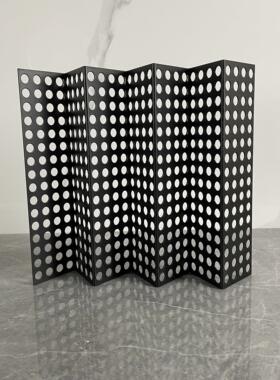 现代简约折叠桌面镂空网片屏风金属托盘样板房售楼处软装饰品摆件