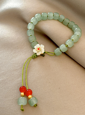 气质绿色桃花串珠手链女款轻奢