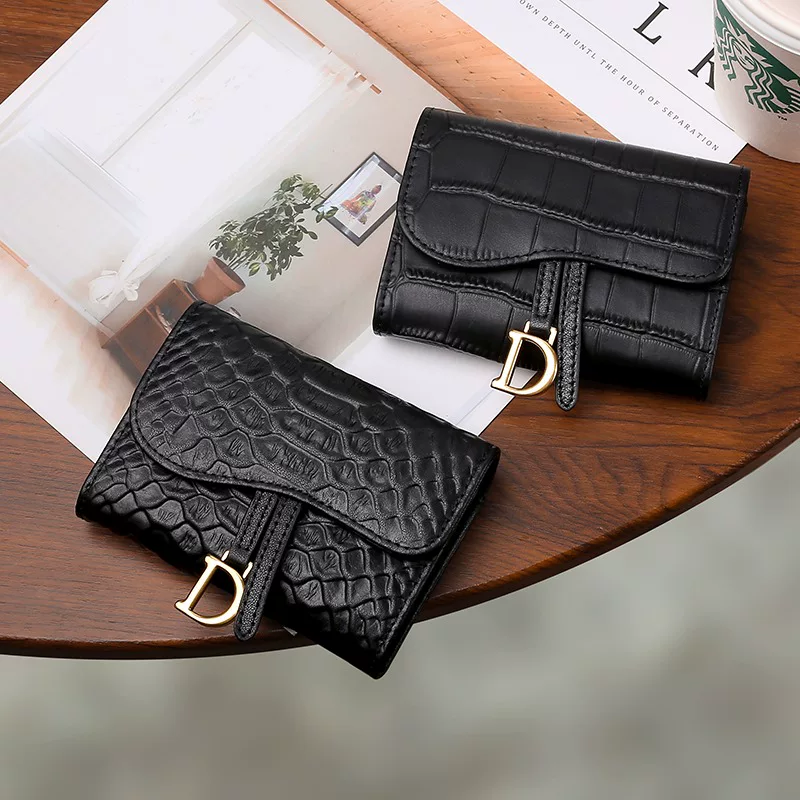 Small design sophisticated ultra thin card holder, 2023